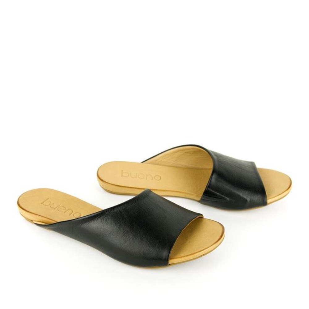 ISO- Bueno Kilmer slide sandals